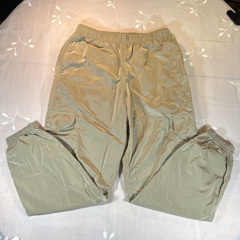 Good American Woman Tan Cargo Shinny Nylon Pants Size 1 High Elastic Waist